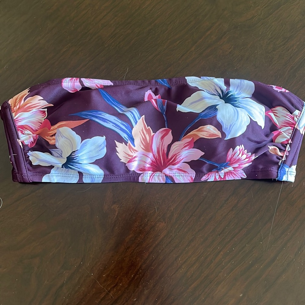 4/$20- EUC- Kona Sol Purple Floral Bandeau Bikini Top- Size Medium